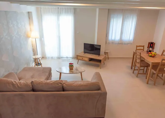 Infinity Seaside Nea Kallikrateia